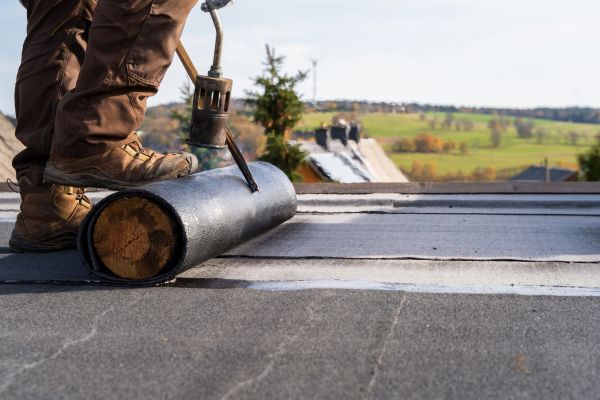 Flat Roof Tar Repair in West Springfield